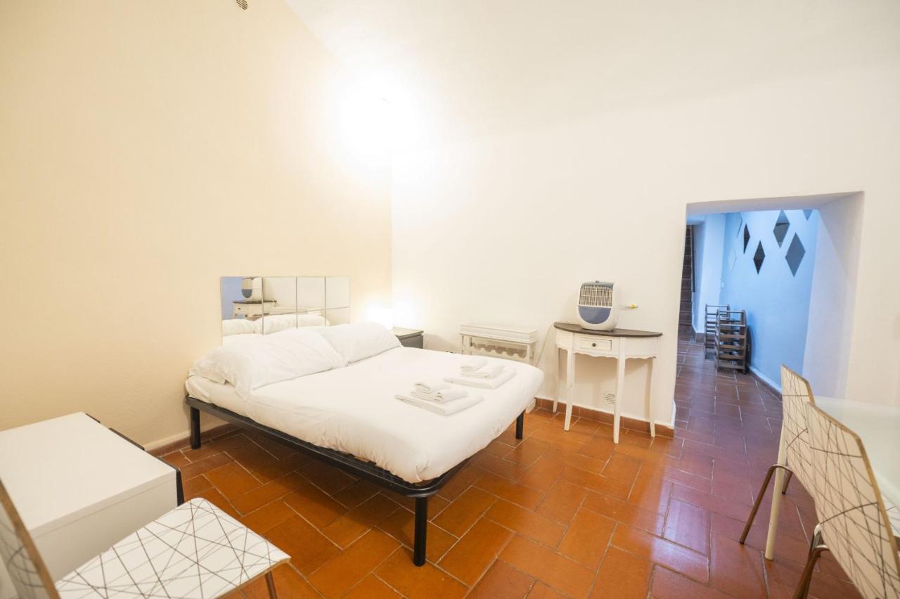 Campo De Fiori Grotto Apartment Rome Luaran gambar