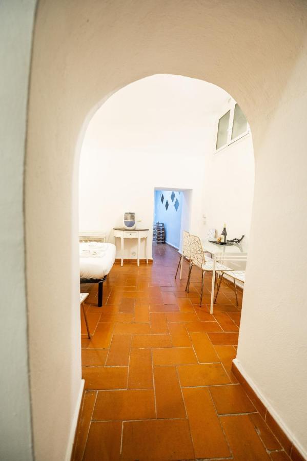 Campo De Fiori Grotto Apartment Rome Luaran gambar